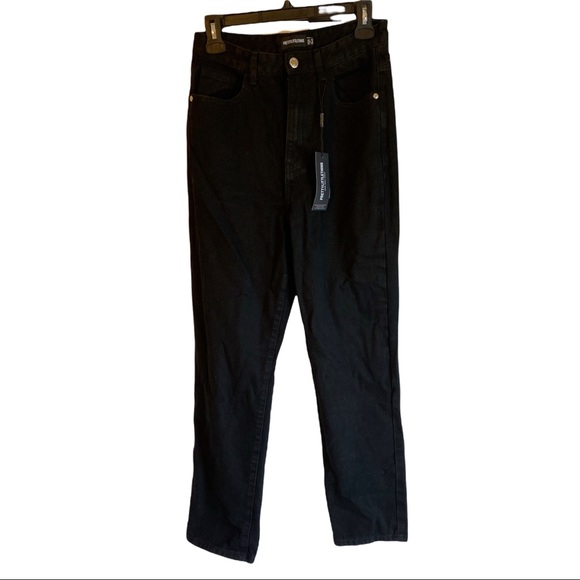 Recycled Black Basic Straight Jean- Pretty Little Thing - Picture 2 of 2
